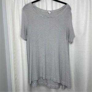 Old Navy Luxe Striped Short Sleeve Shirt